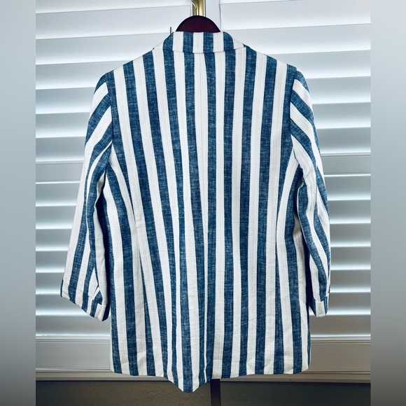 Linen Blend Blazer Sz. Med, by BAR III Cream/Navy Blue - Picture 6 of 10